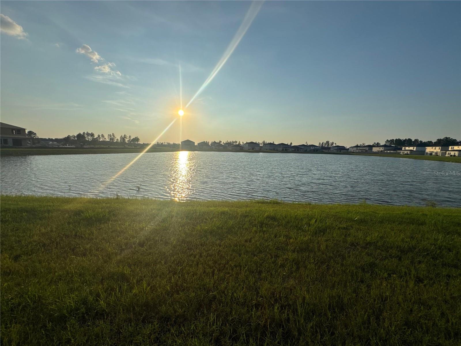 TWO RIVERS - Residential Lease