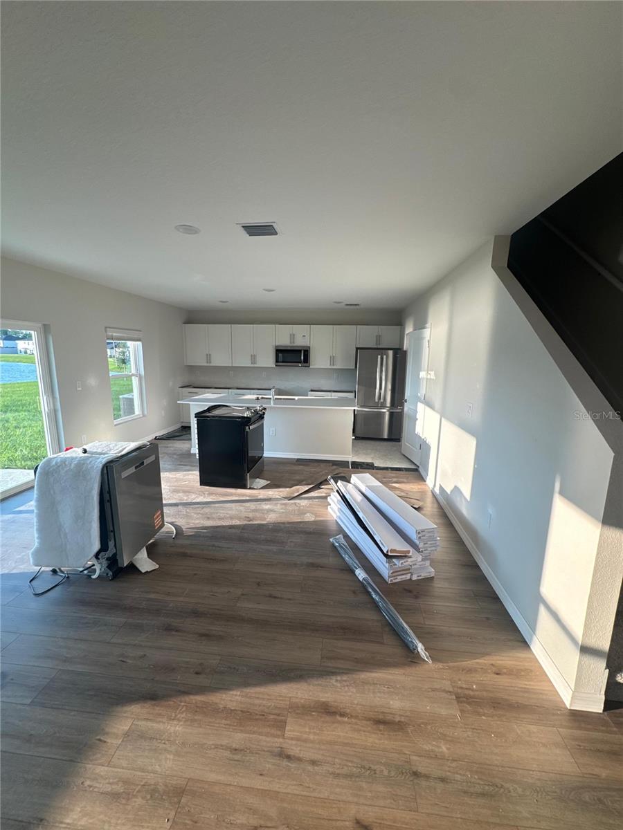 TWO RIVERS - Residential Lease