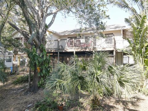 A home in PALM HARBOR