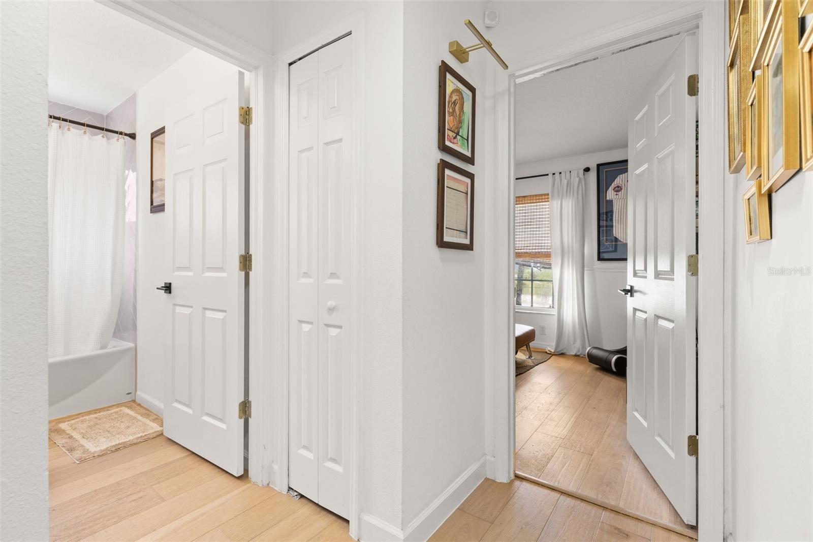 LAKEVIEW VILLAGE SEC F - Residential Lease