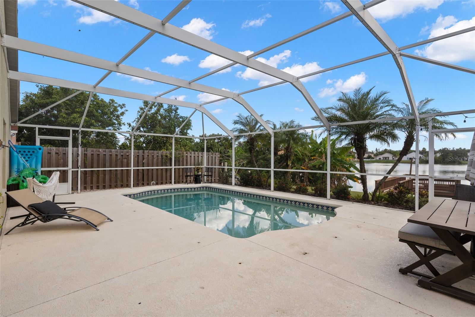 LAKEVIEW VILLAGE SEC F - Residential Lease