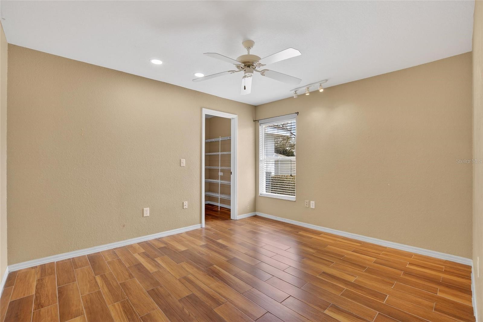 WALDEN LAKE UNIT 33 02 PH B - Residential