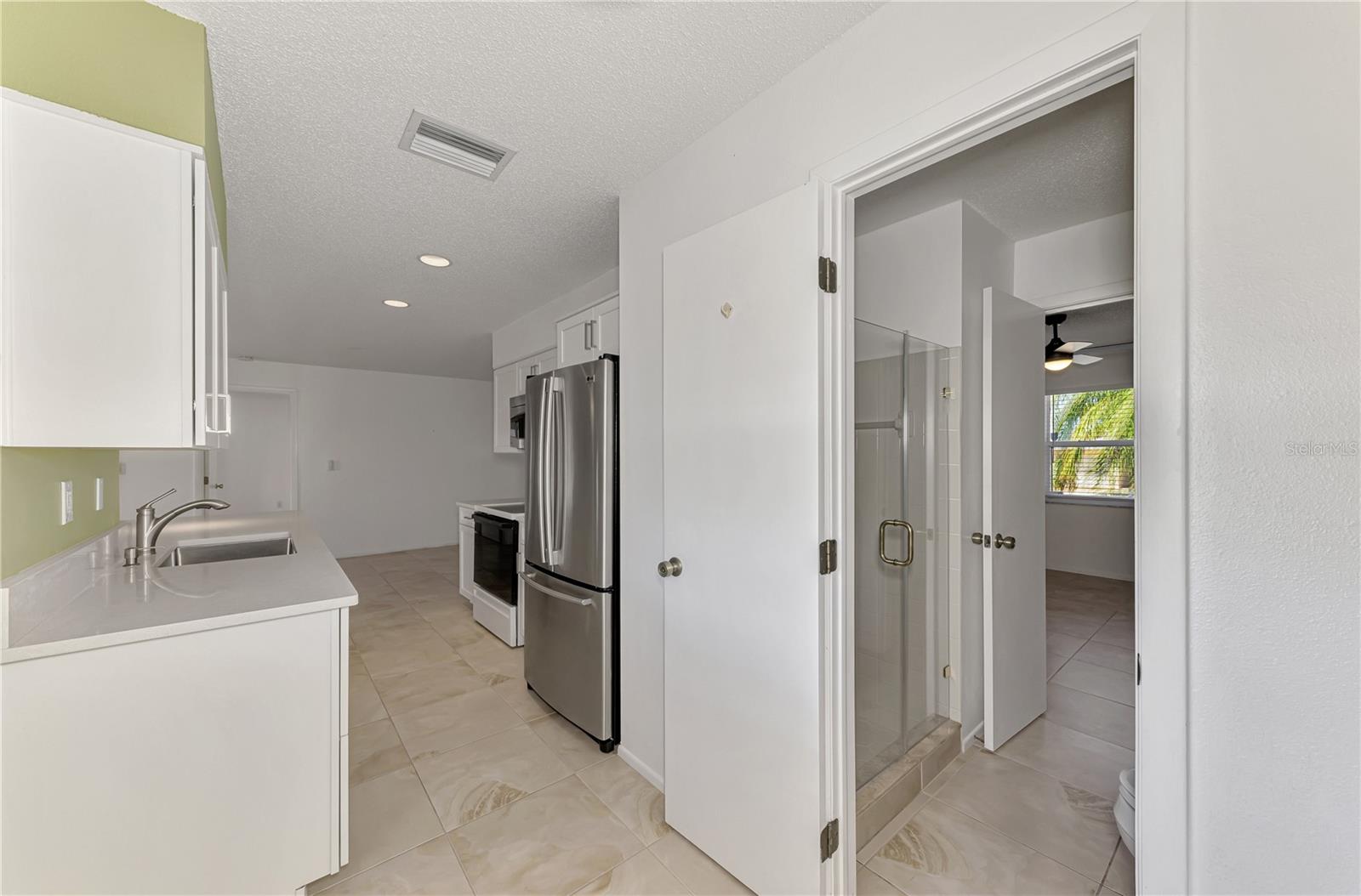 ROTONDA WEST OAKLAND HILLS - Residential