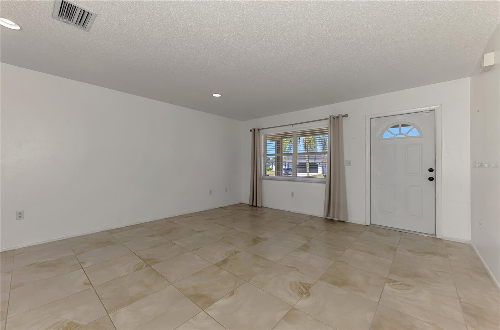 ROTONDA WEST OAKLAND HILLS - Residential