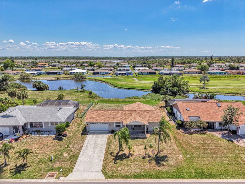 Photo of 31 Oakland Hills Court, Rotonda West, FL 33947 (MLS # D6146511)