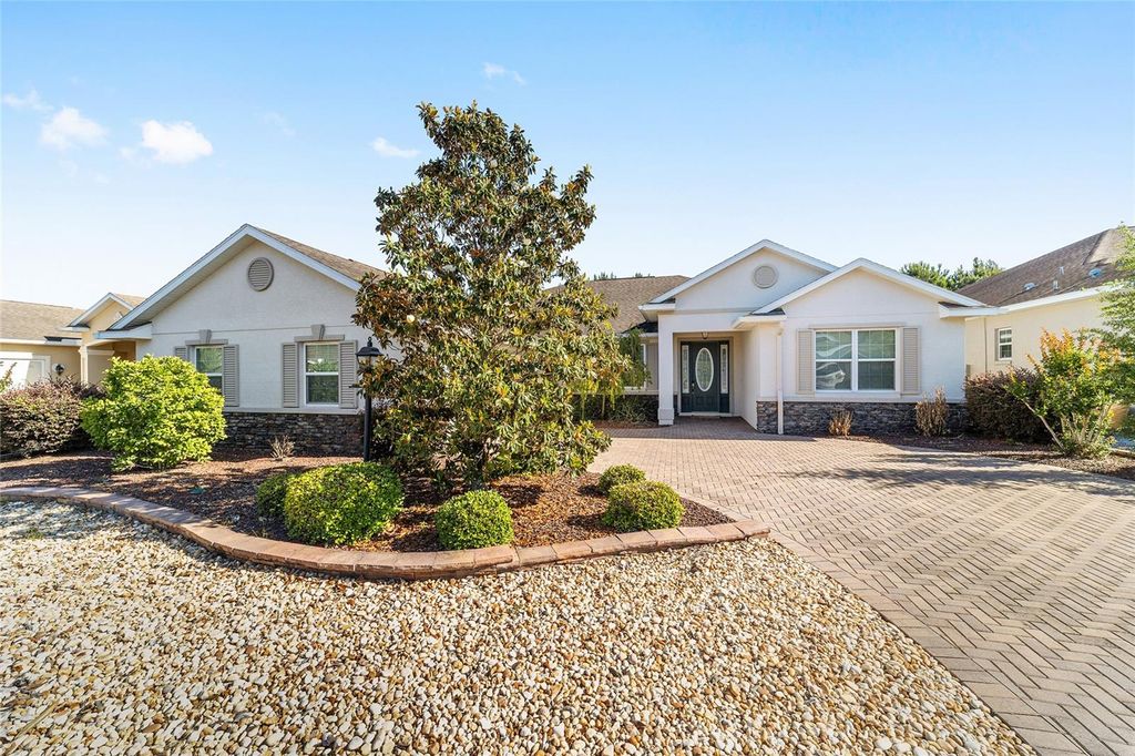 Photo of 8889 SW 86th Loop, Ocala, FL 34481 (MLS # OM724433)