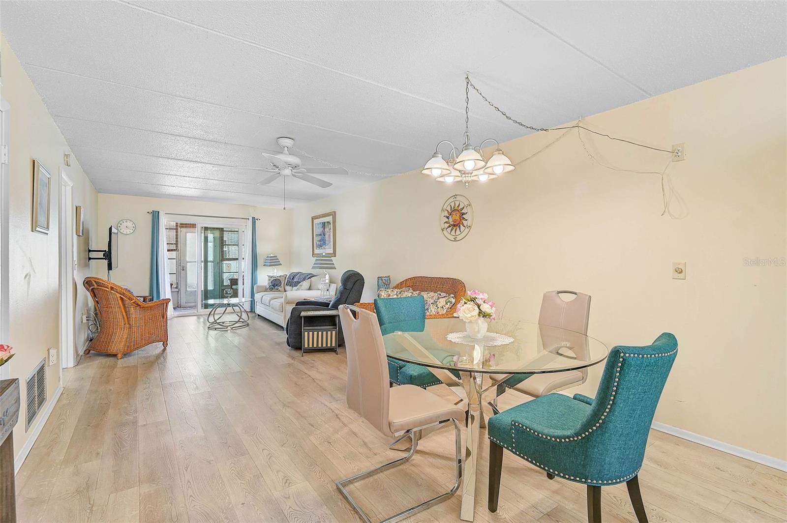 708 TAMIAMI TRAIL S 115