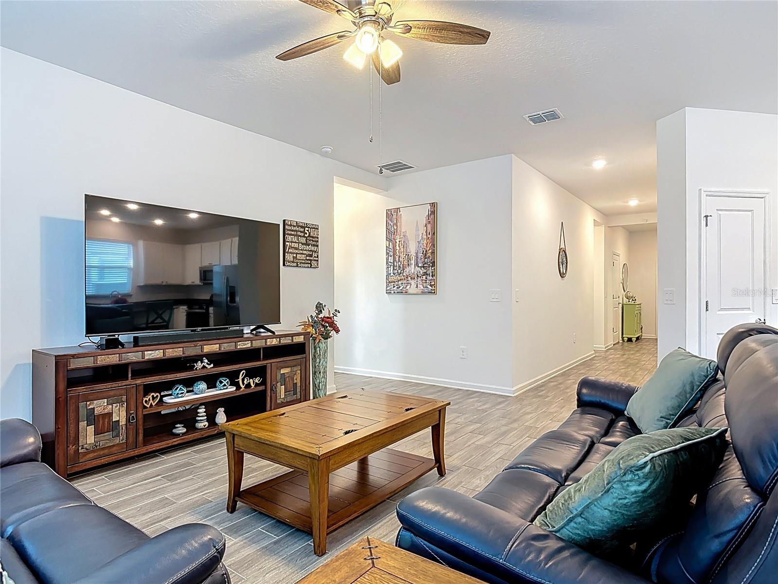 WINDSONG AT LEESBURG PHASE 2 - Residential