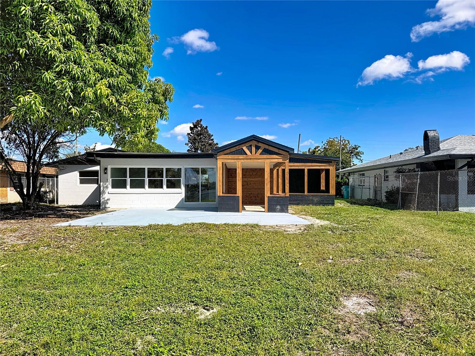 LAKE MANN ESTATES - Residential