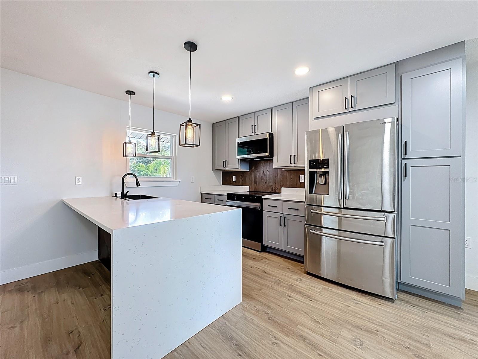 LAKE MANN ESTATES - Residential