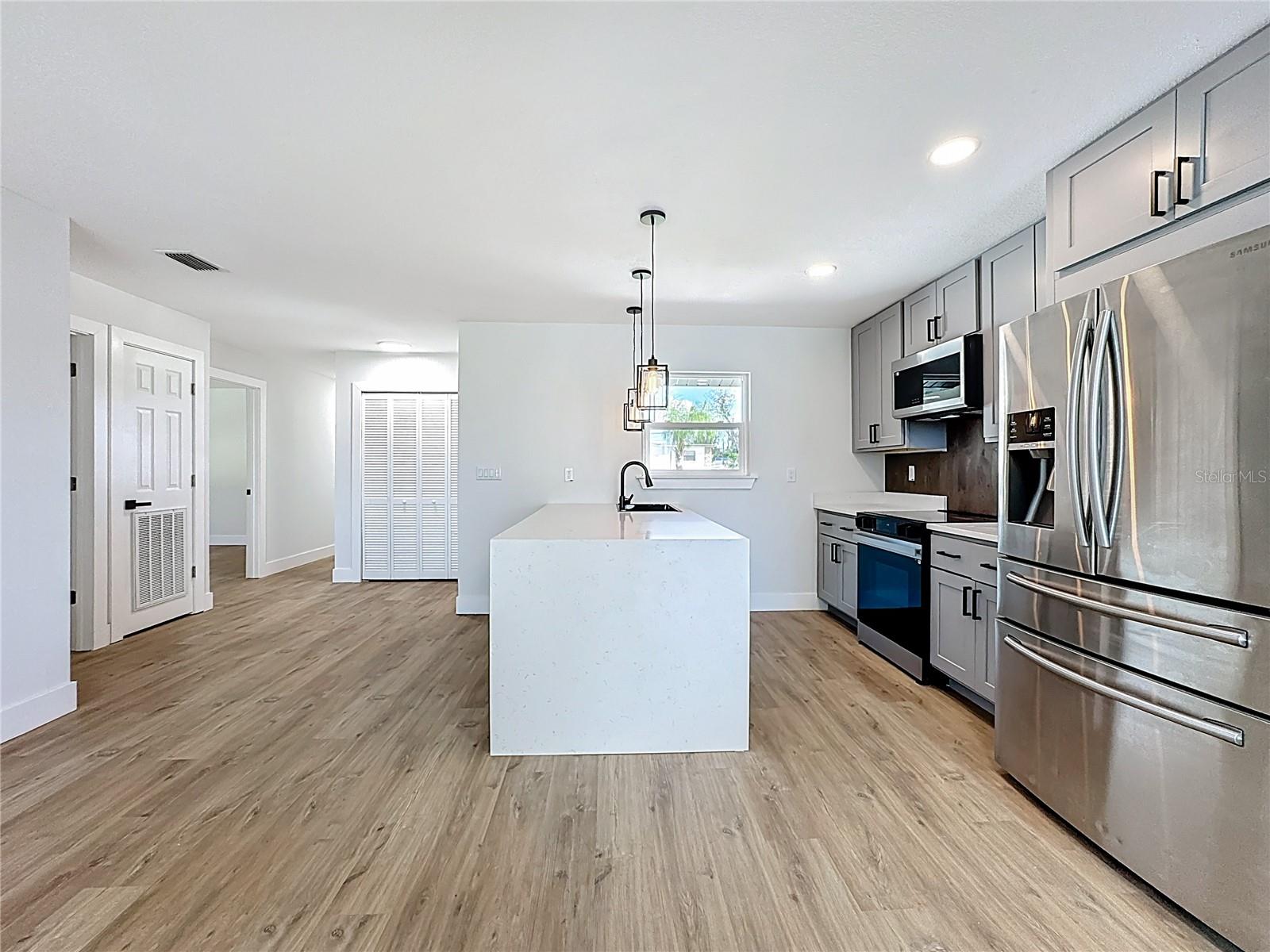 LAKE MANN ESTATES - Residential