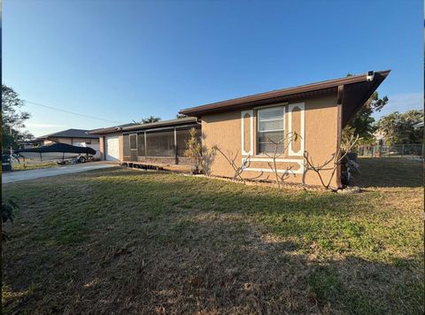 A home in PUNTA GORDA