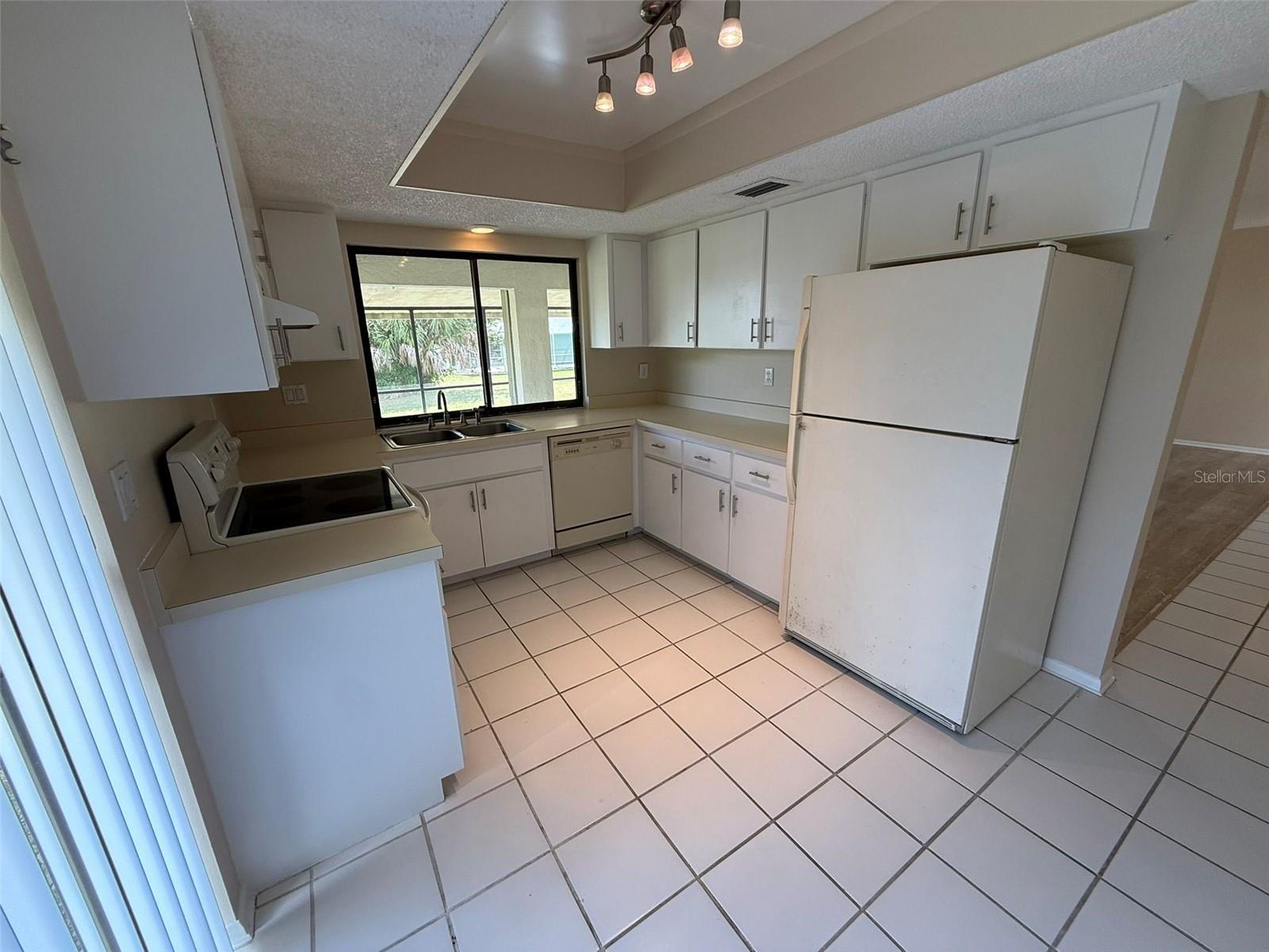 PORT CHARLOTTE SEC 010 - Residential Lease