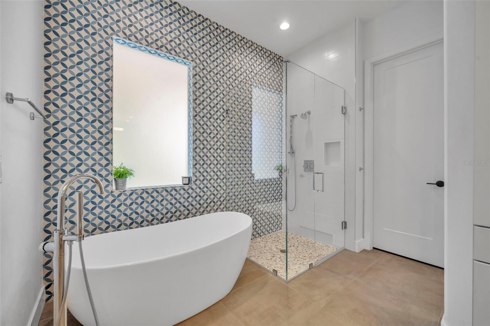 BALDWIN PARK - Residential