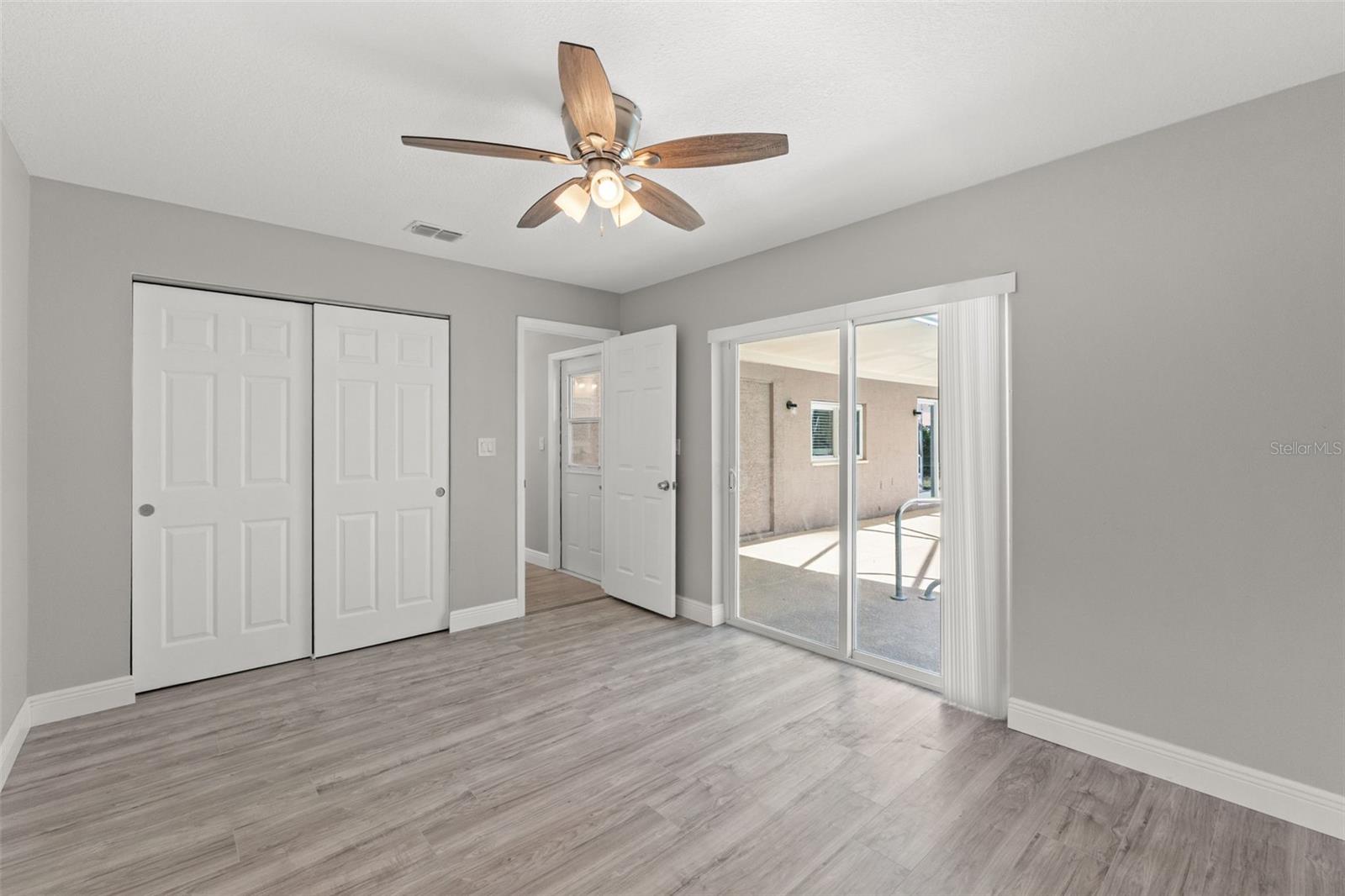 ROYAL HIGHLANDS - Residential