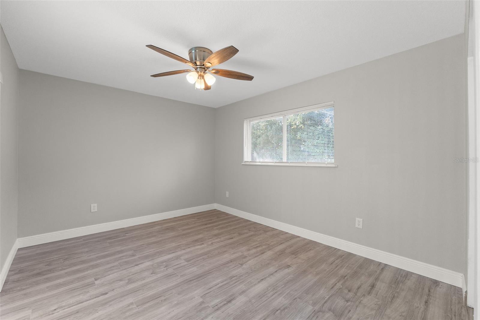 ROYAL HIGHLANDS - Residential