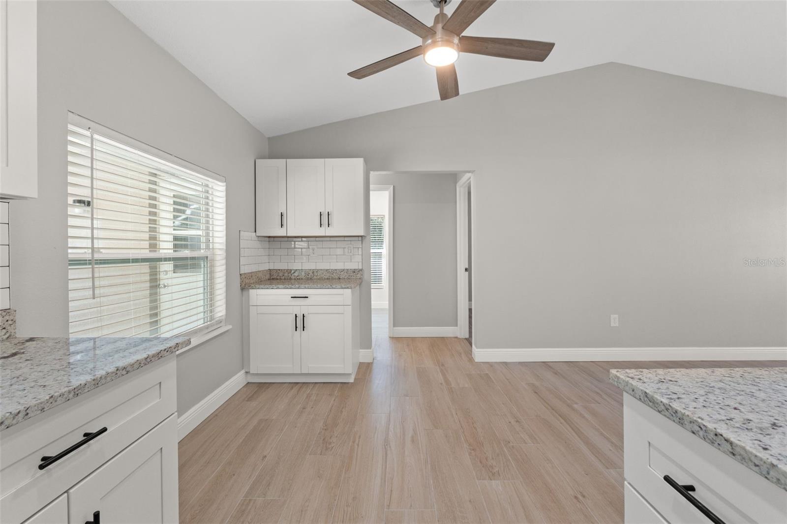 ROYAL HIGHLANDS - Residential