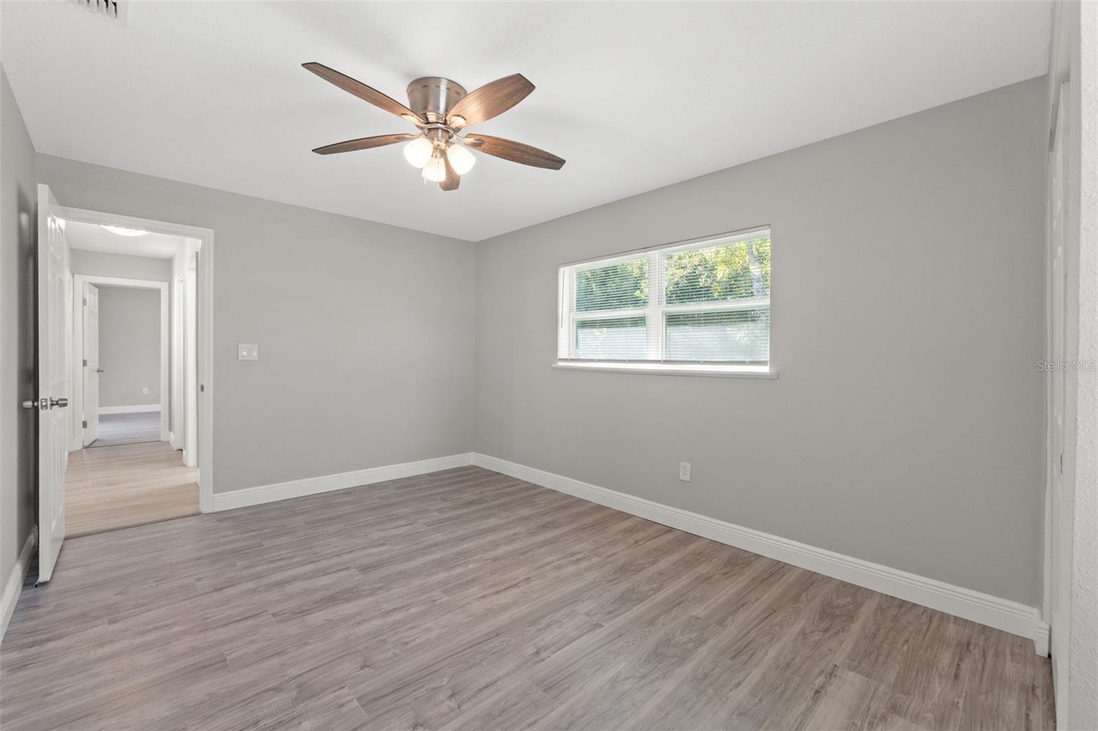 ROYAL HIGHLANDS - Residential