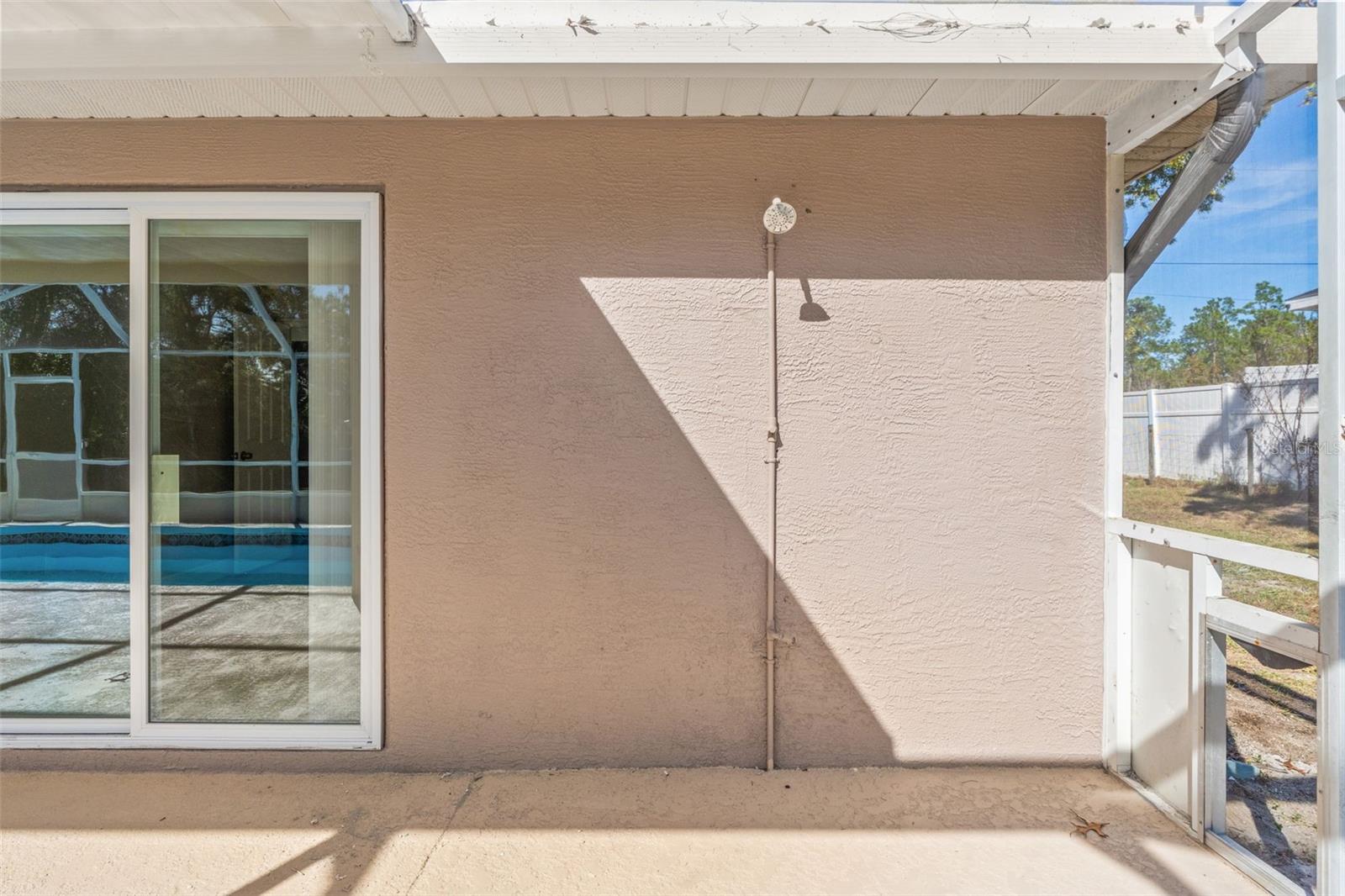 ROYAL HIGHLANDS - Residential