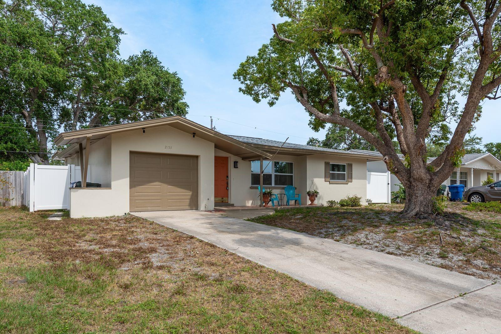 2153 POCAHONTAS DRIVE