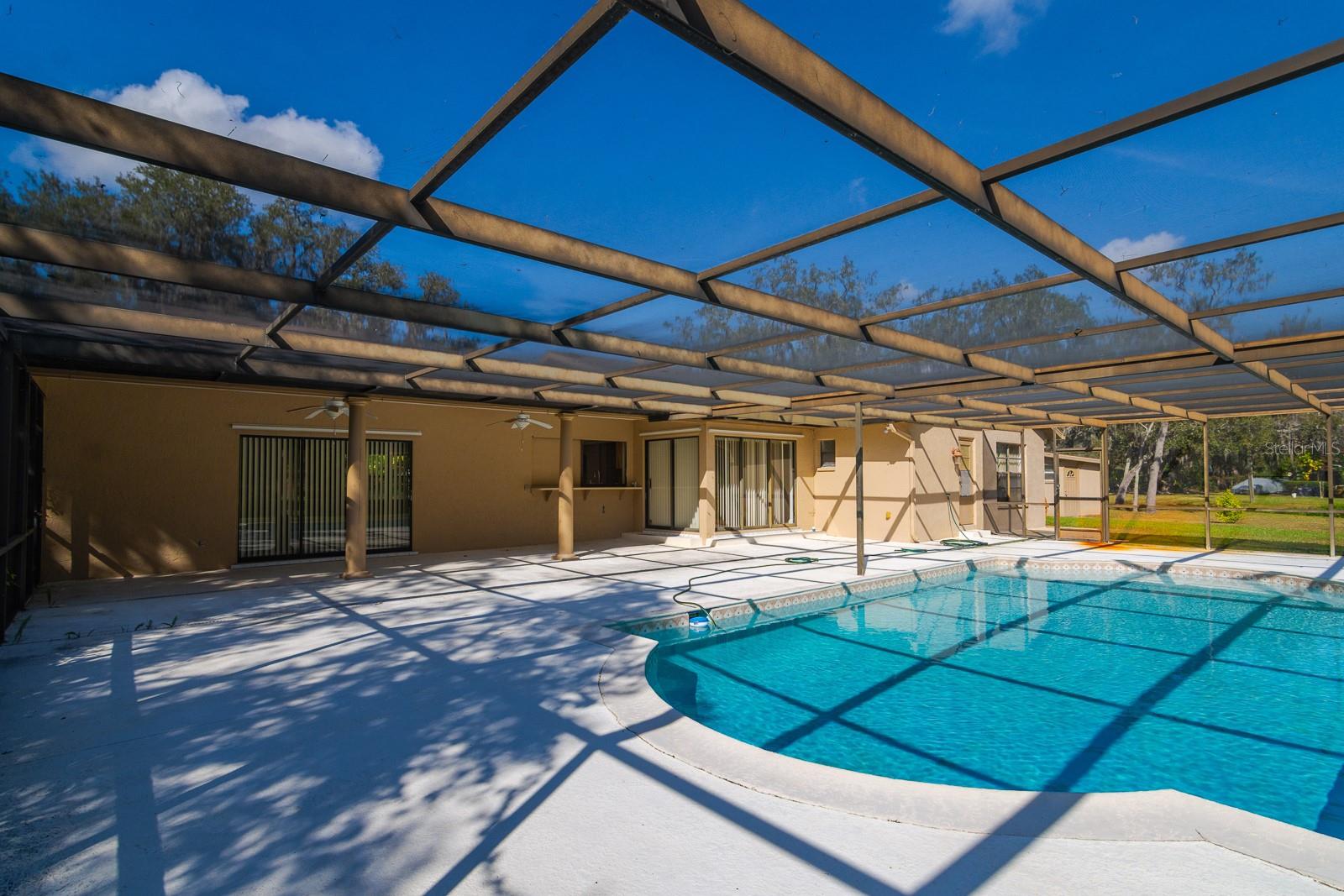 GOLDEN ACRES - Residential