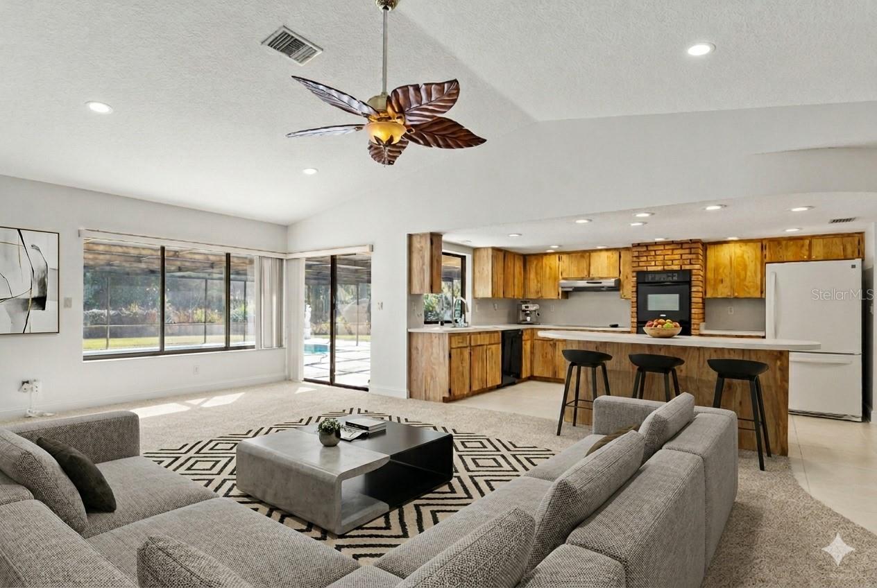 GOLDEN ACRES - Residential