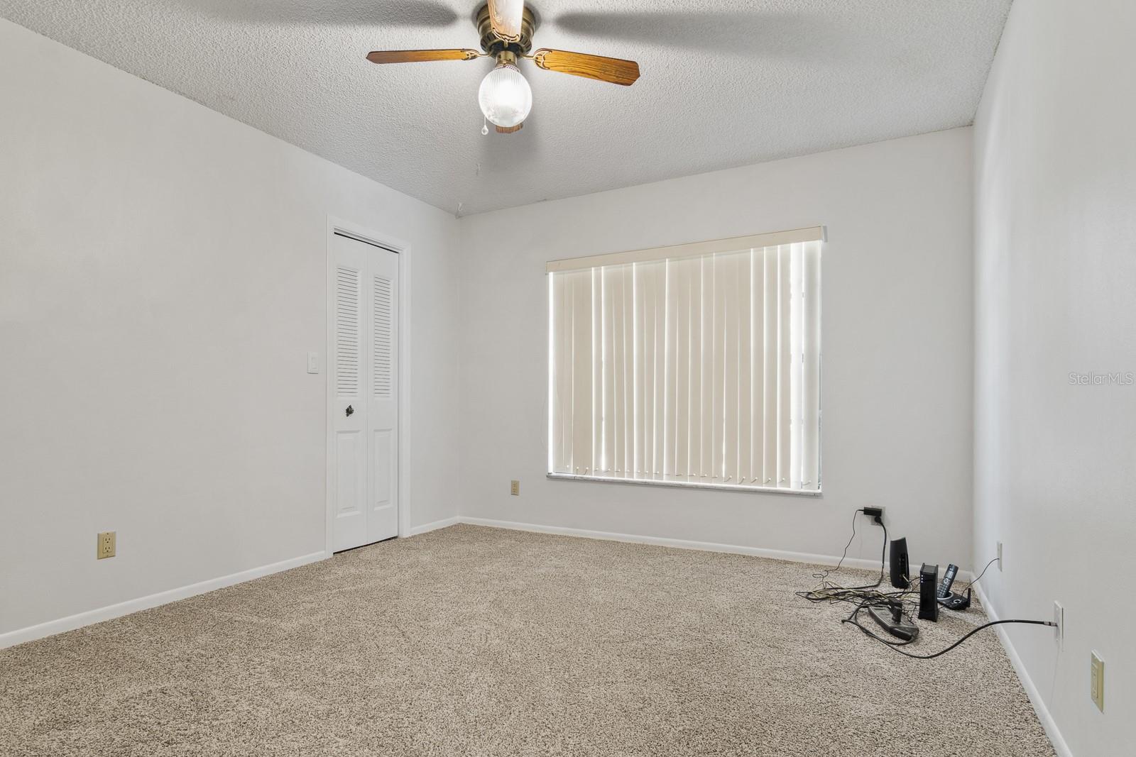 GOLDEN ACRES - Residential