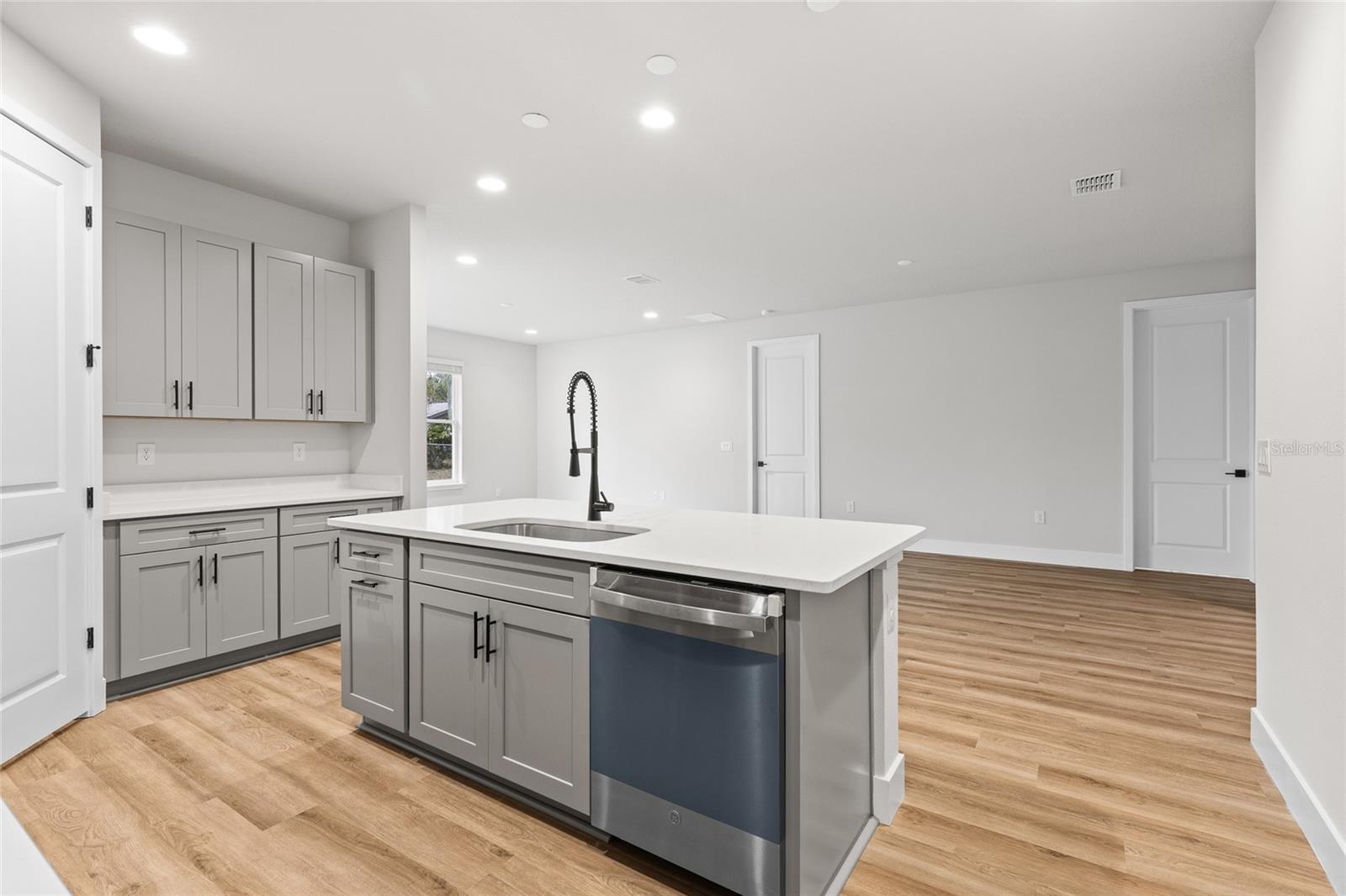 PLANTATION ESTATES UNIT 07 - Residential