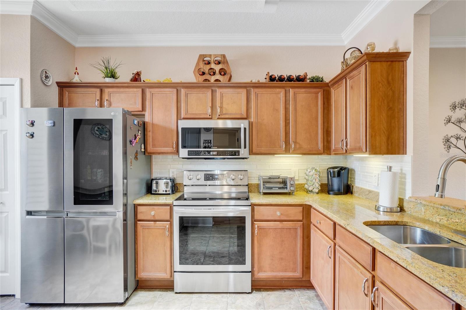 VILLA AT REGAL PALMS CONDO - Residential