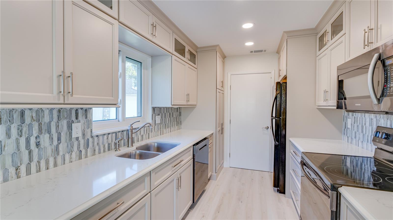 PEPPERMILL AT PROVIDENCE LAKES - Residential