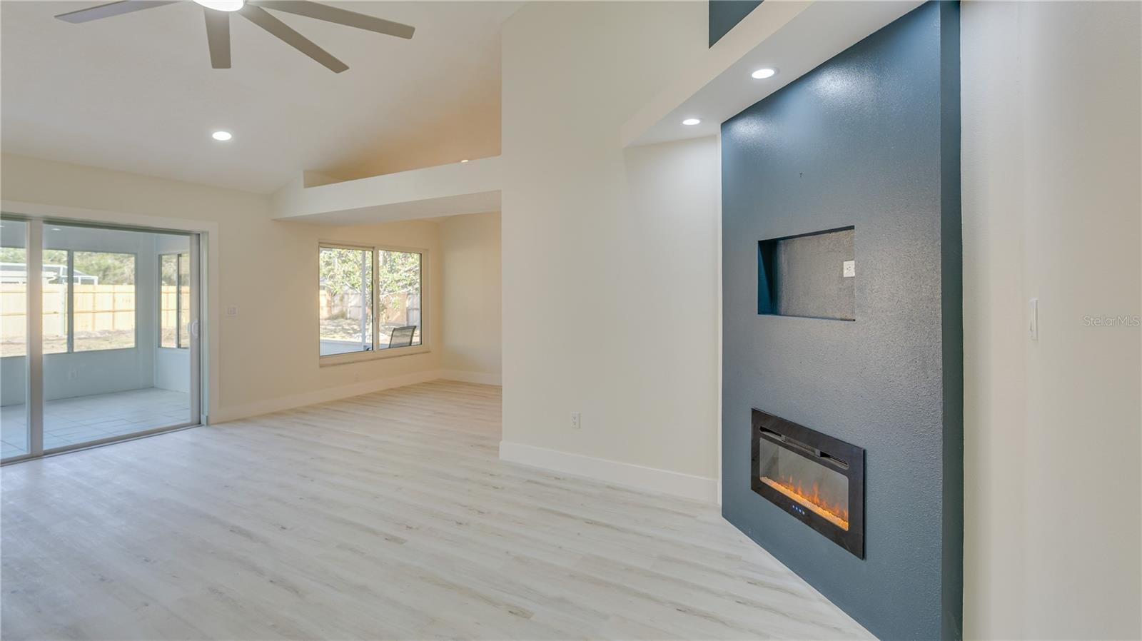 PEPPERMILL AT PROVIDENCE LAKES - Residential