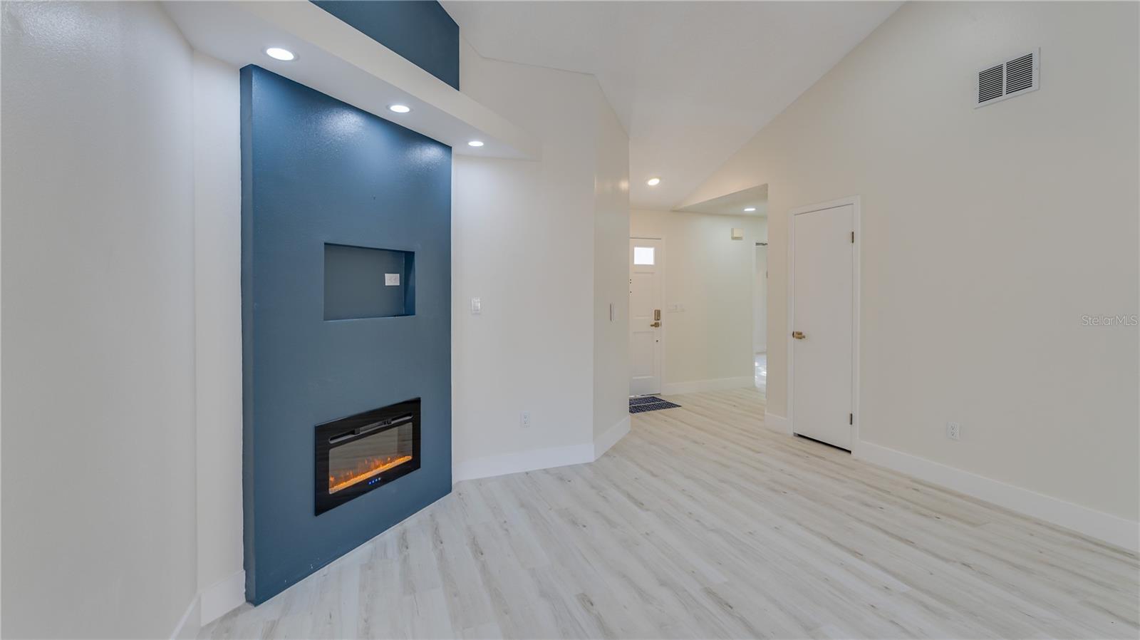 PEPPERMILL AT PROVIDENCE LAKES - Residential