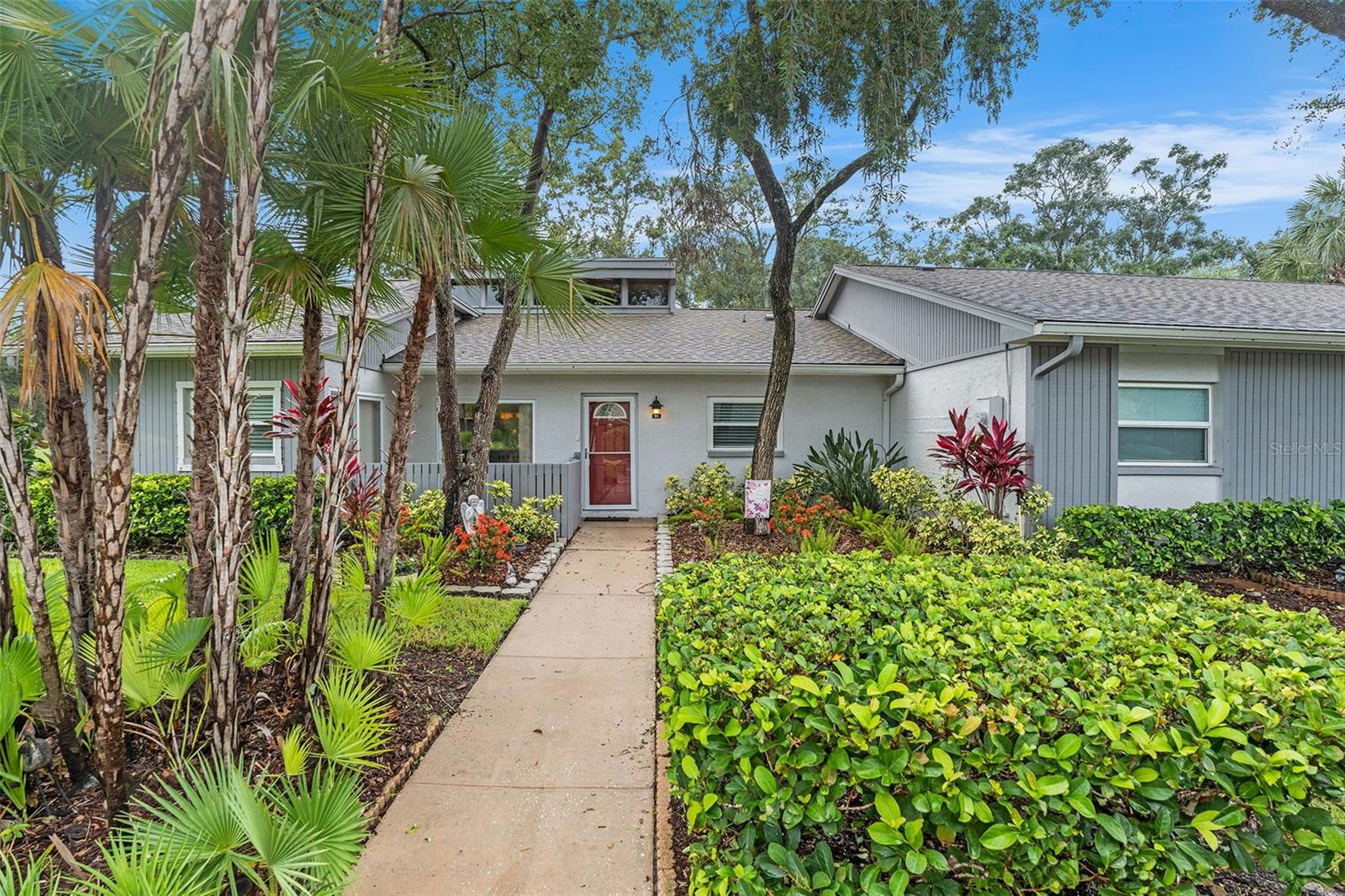 20 IRIS PLACE