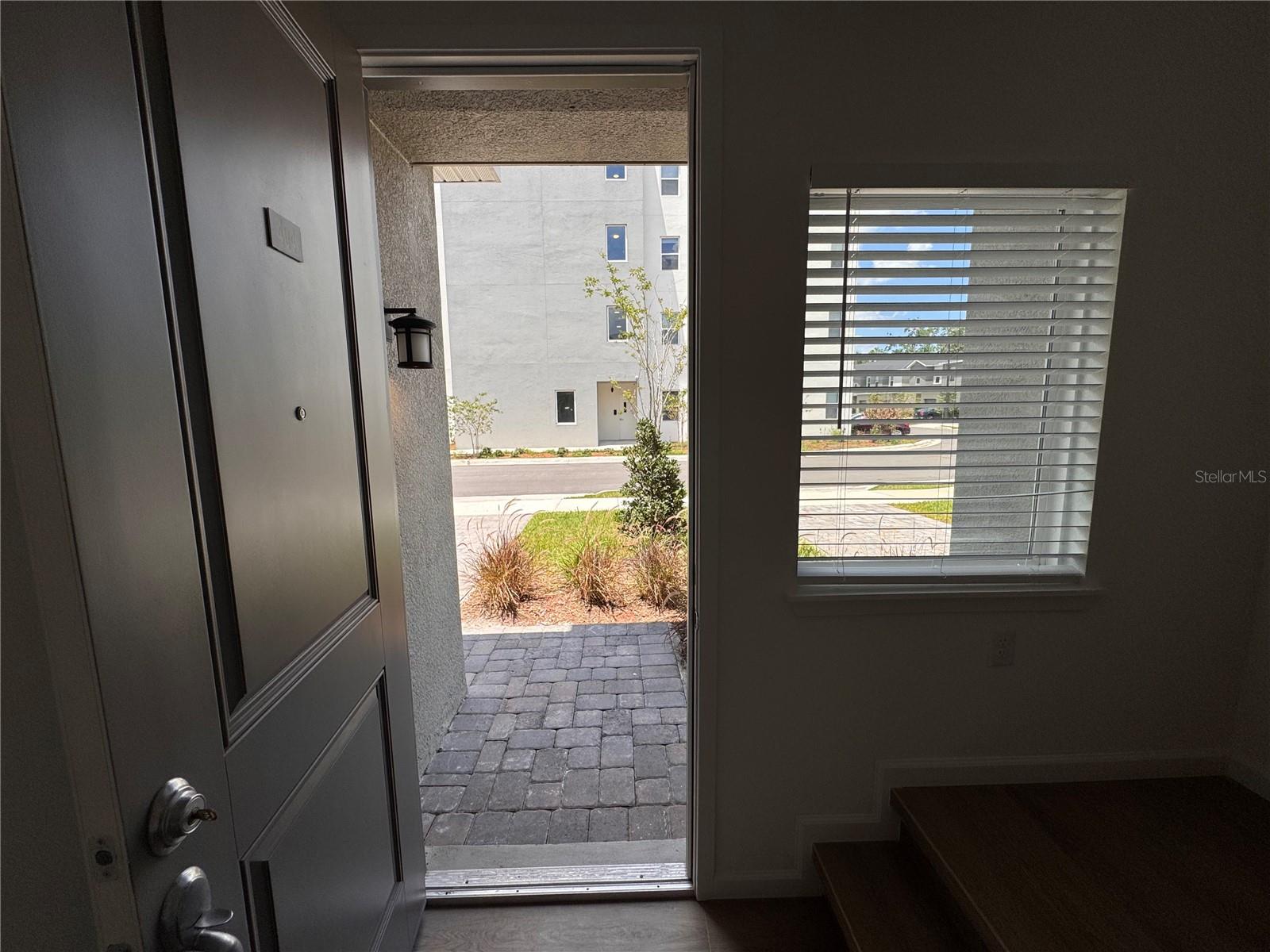 SANDLAKE STATION TWNHMS BLDG 4 - Residential