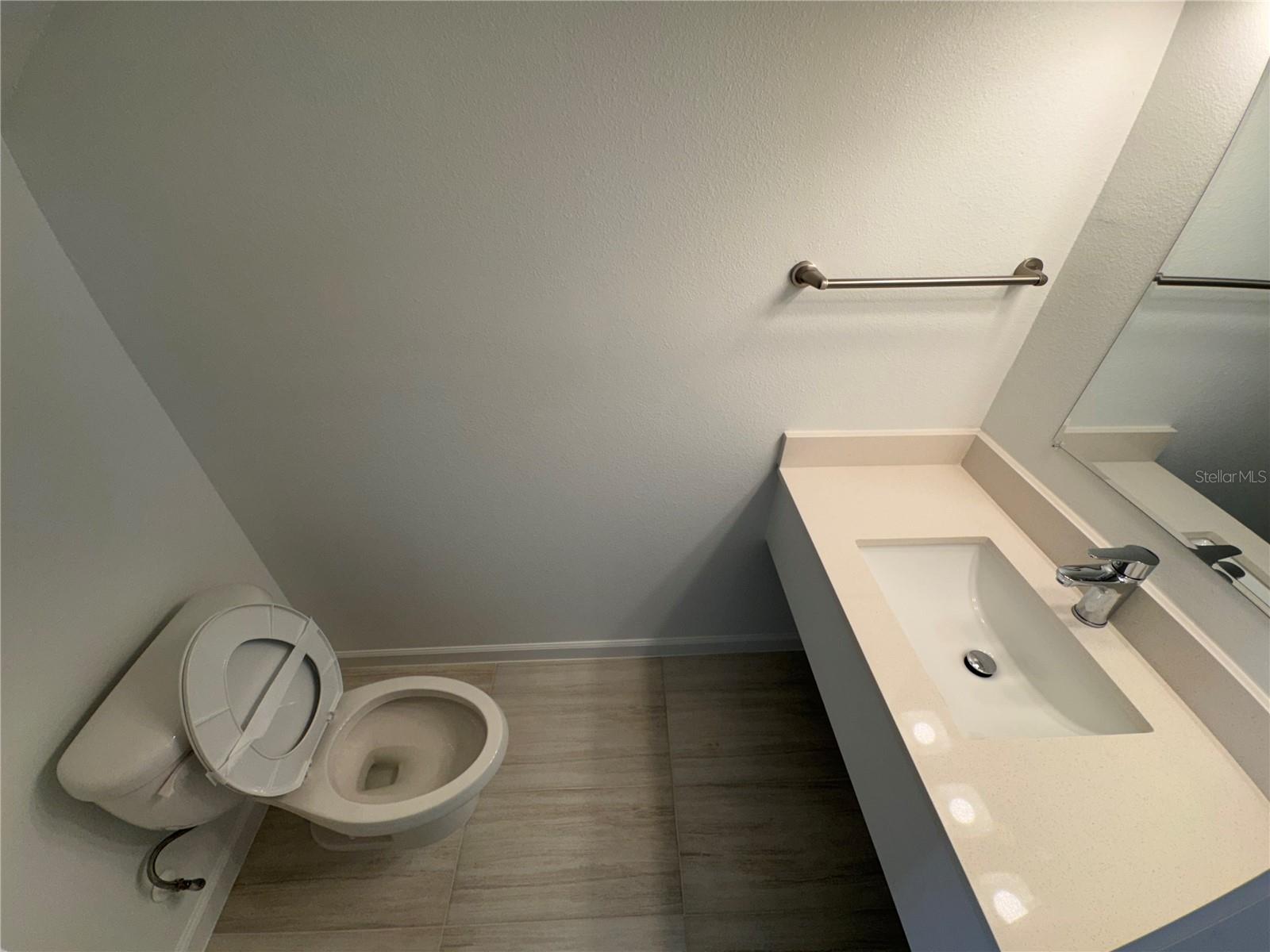 SANDLAKE STATION TWNHMS BLDG 4 - Residential