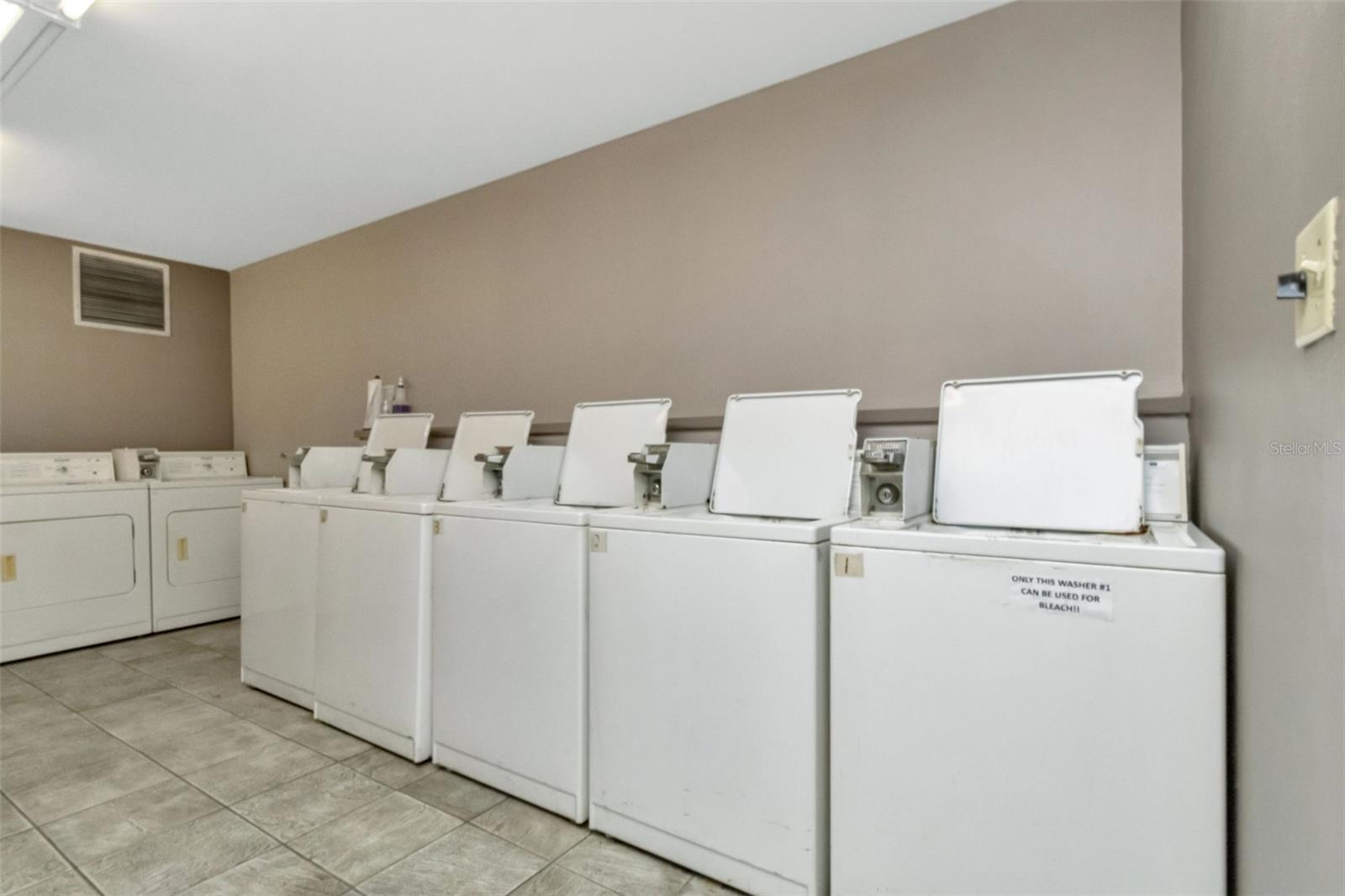 PLAZA VIEW PH 02 - Residential