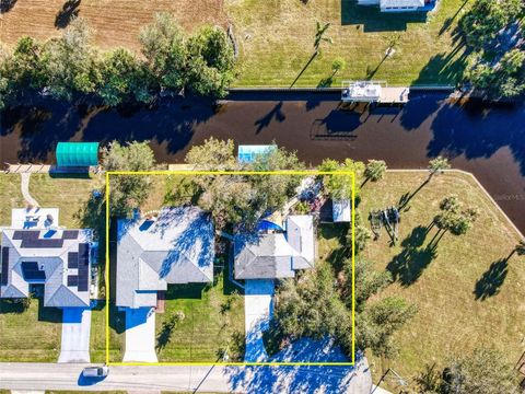 A home in PUNTA GORDA