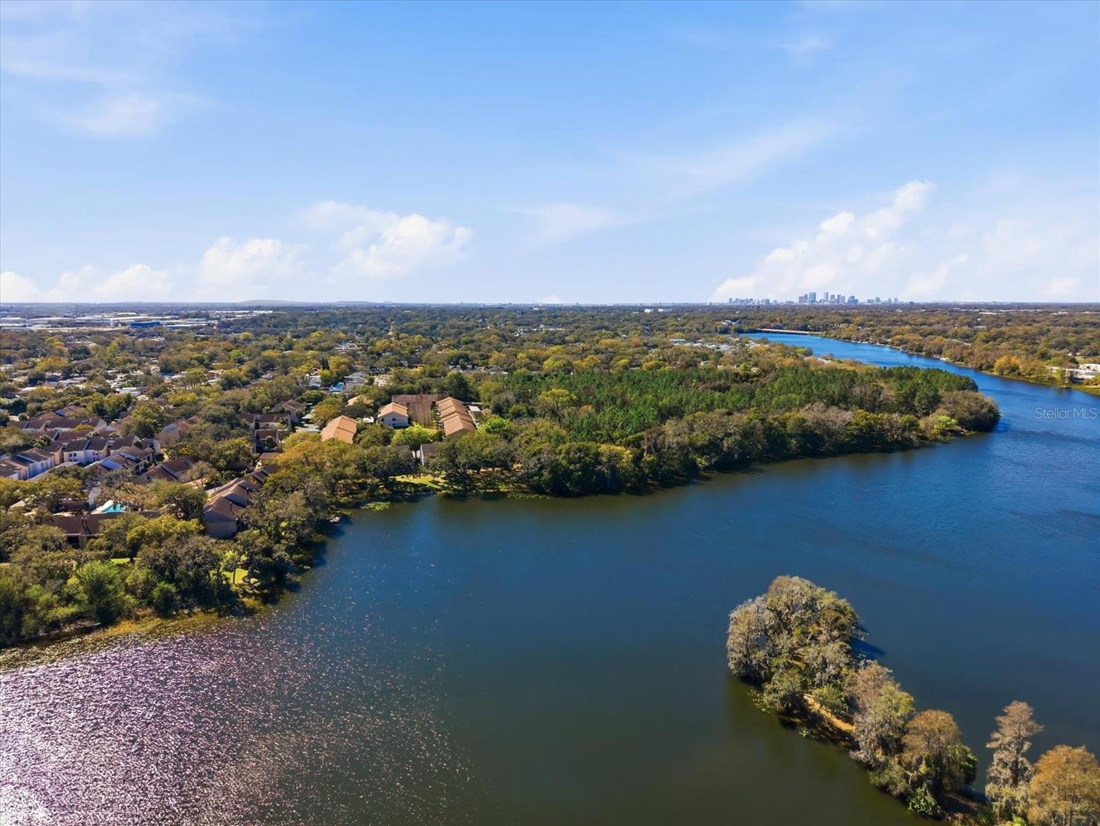 RIVER OAKS CONDO III - Residential