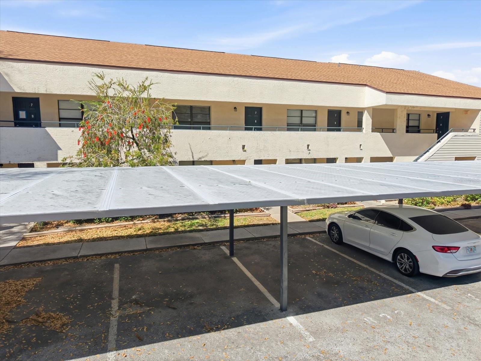 RIVER OAKS CONDO III - Residential