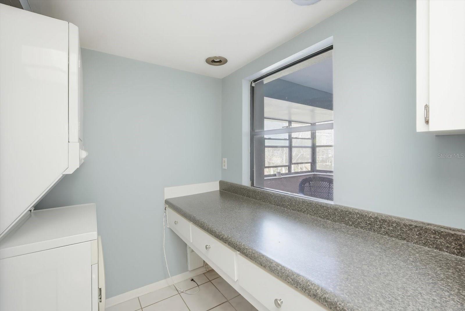 RIVER OAKS CONDO III - Residential