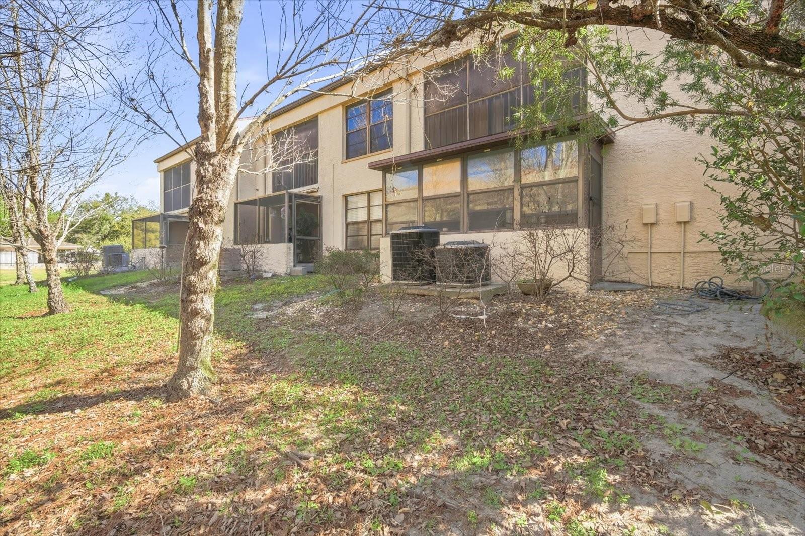 RIVER OAKS CONDO III - Residential