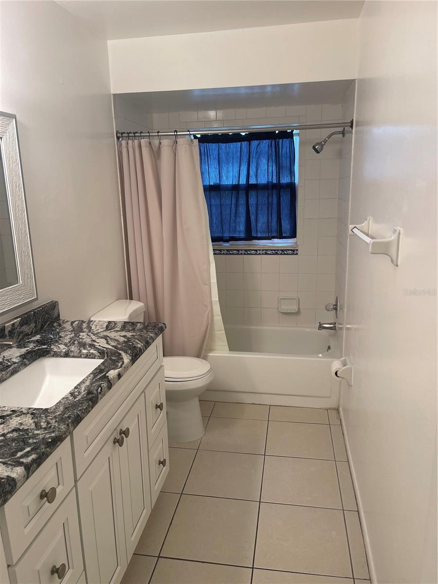 MACKEY GROVE - Residential Lease