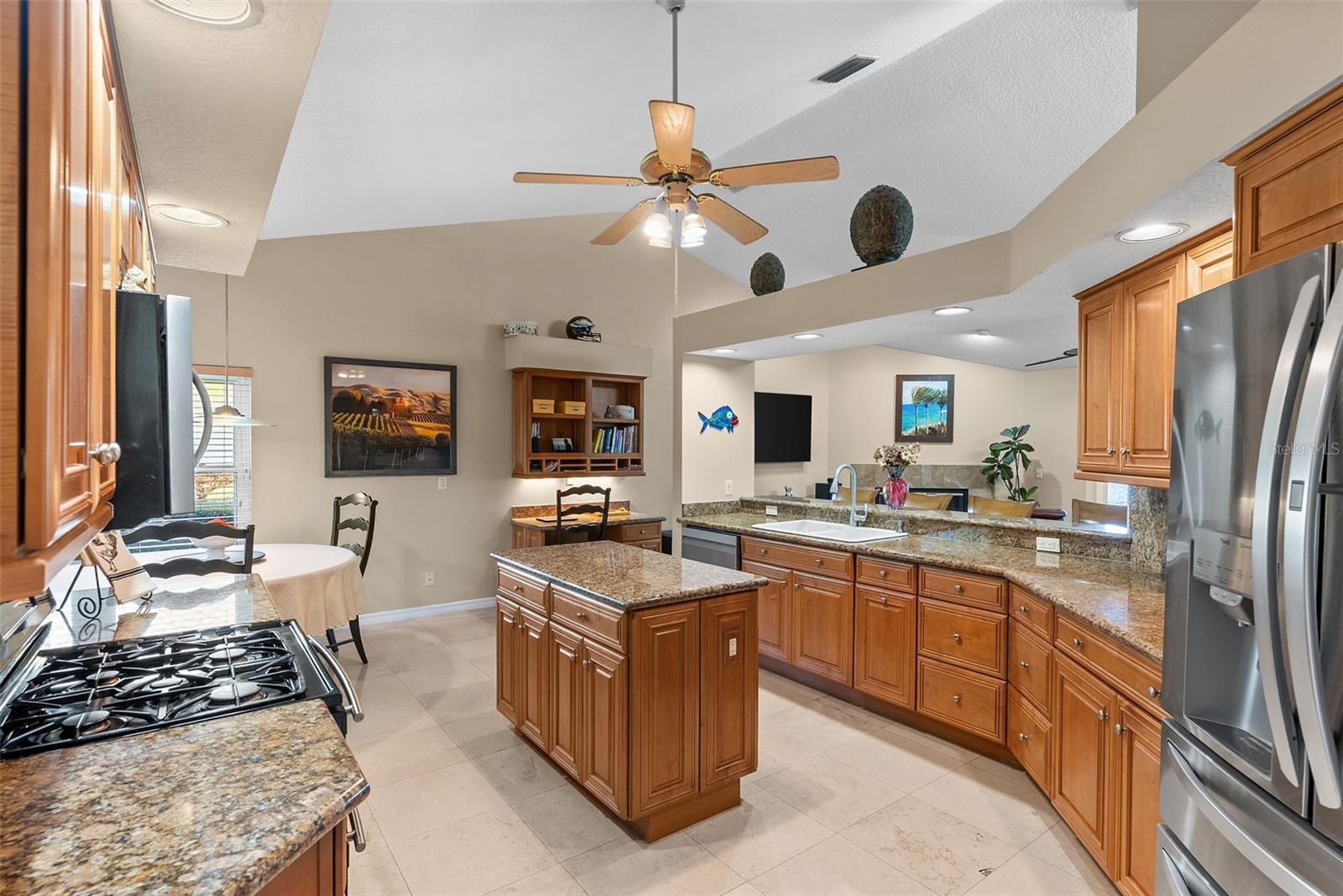 PLACIDO BAYOU - Residential