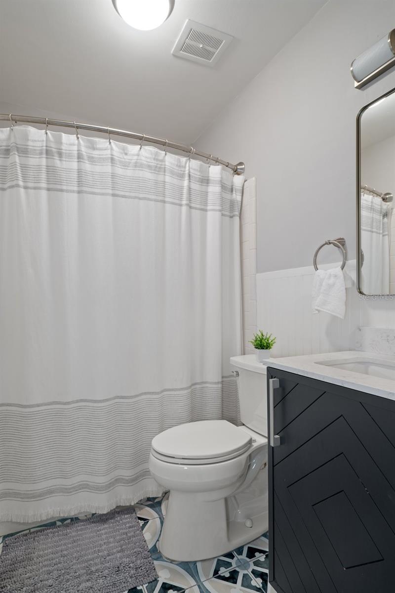 GOLDEN FLAMINGO APTS CONDO - Residential