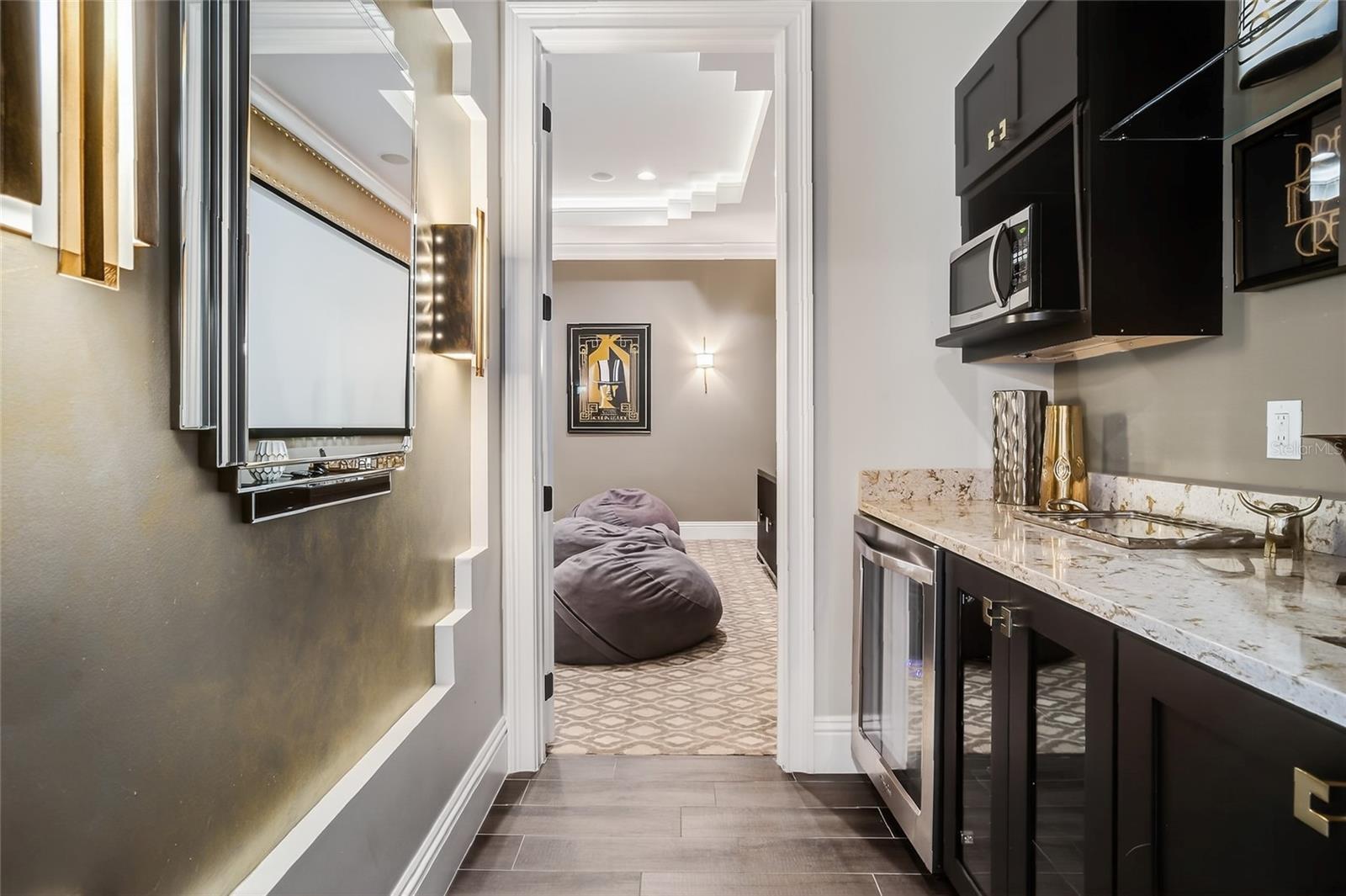 REUNION WEST VLGS NORTH - Residential