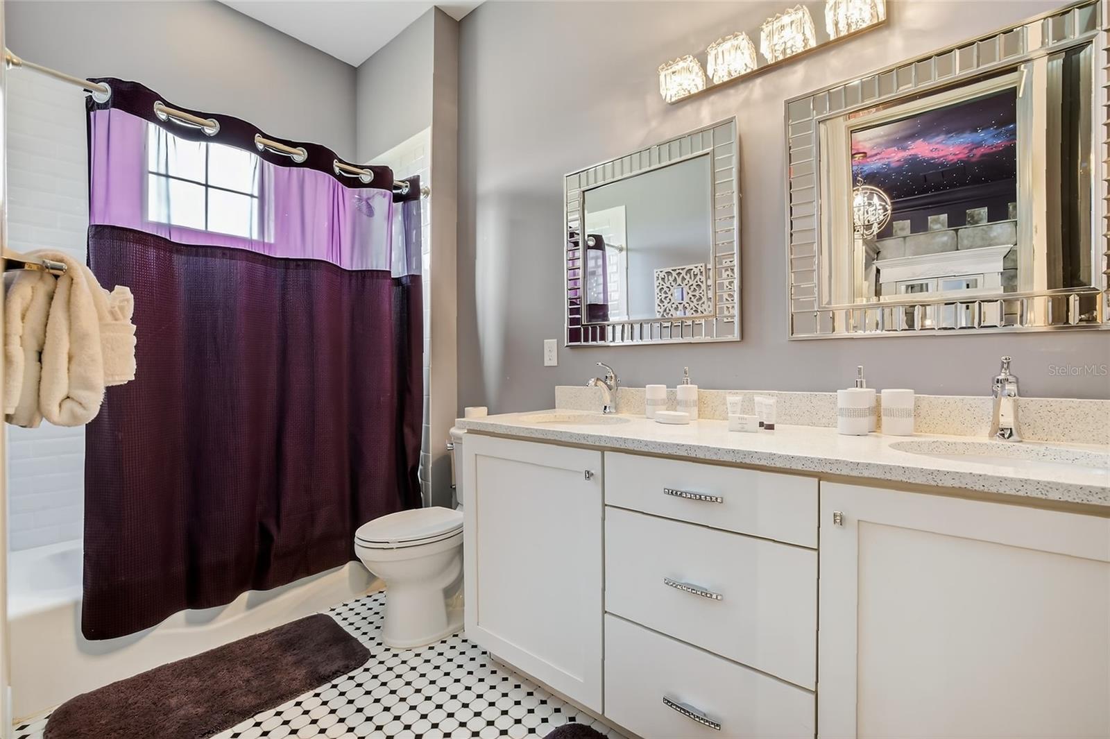 REUNION WEST VLGS NORTH - Residential