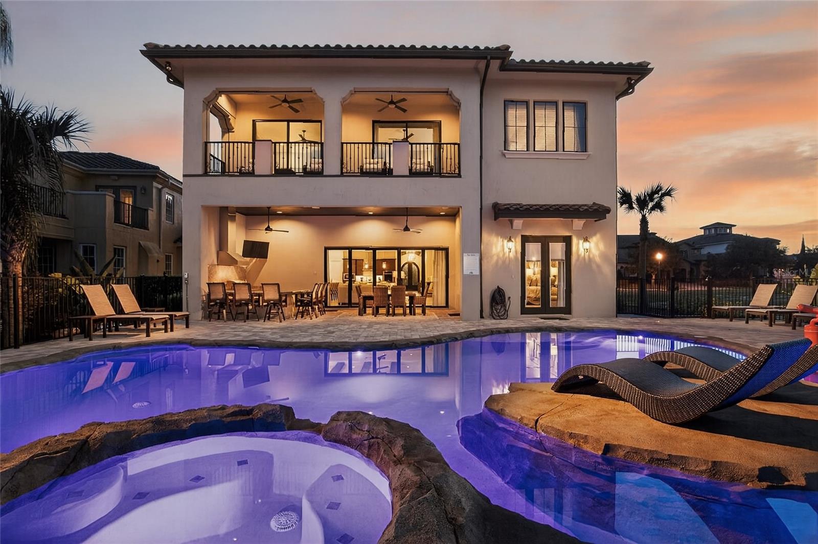 REUNION WEST VLGS NORTH - Residential