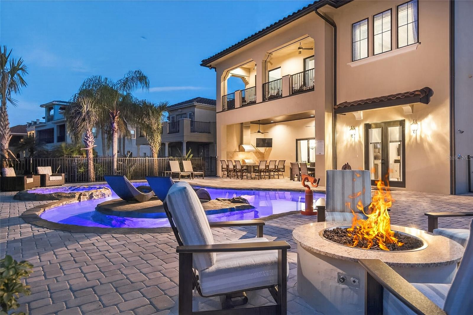 REUNION WEST VLGS NORTH - Residential