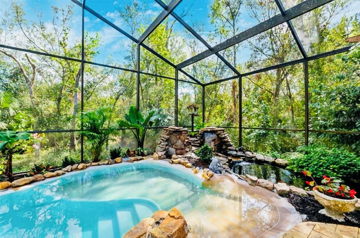 COUNTRY CREEK - Residential