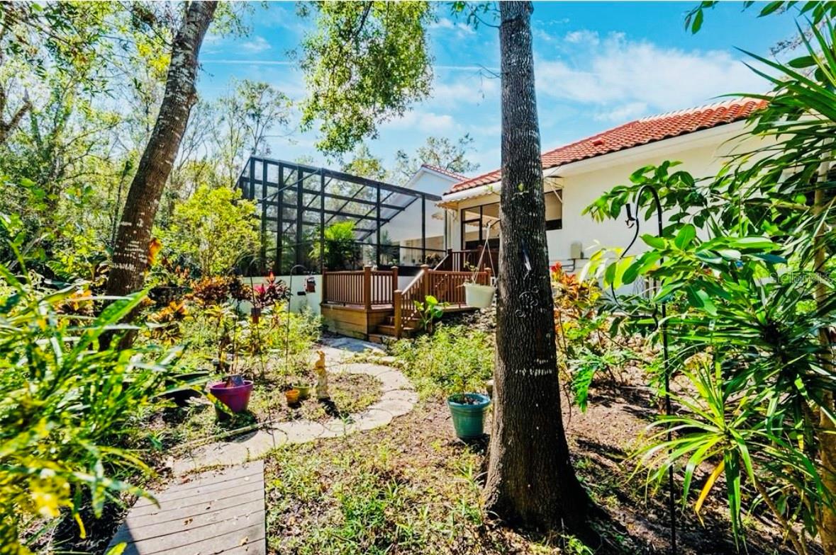 COUNTRY CREEK - Residential